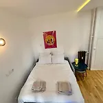 Beautiful New And Comfortable 10min From Montmartre *