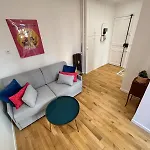 Beautiful New And Comfortable 10min From Montmartre アパート