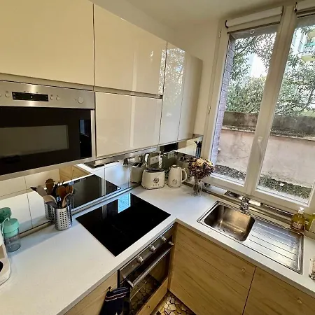 Beautiful New And Comfortable 10min From Montmartre アパート *