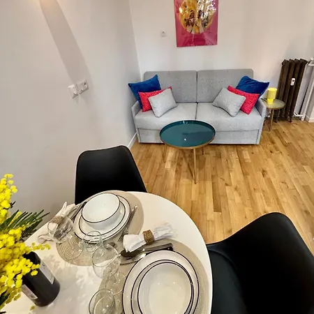 Beautiful New And Comfortable 10min From Montmartre Apartment